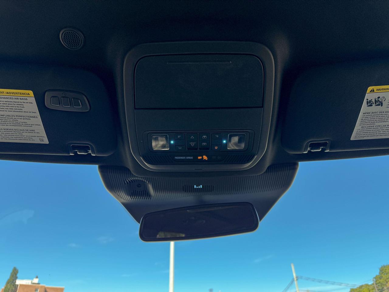 2025 Ford Explorer ST-Line | NAVIGATION | BLIND SPOT | REMOTE START Photo