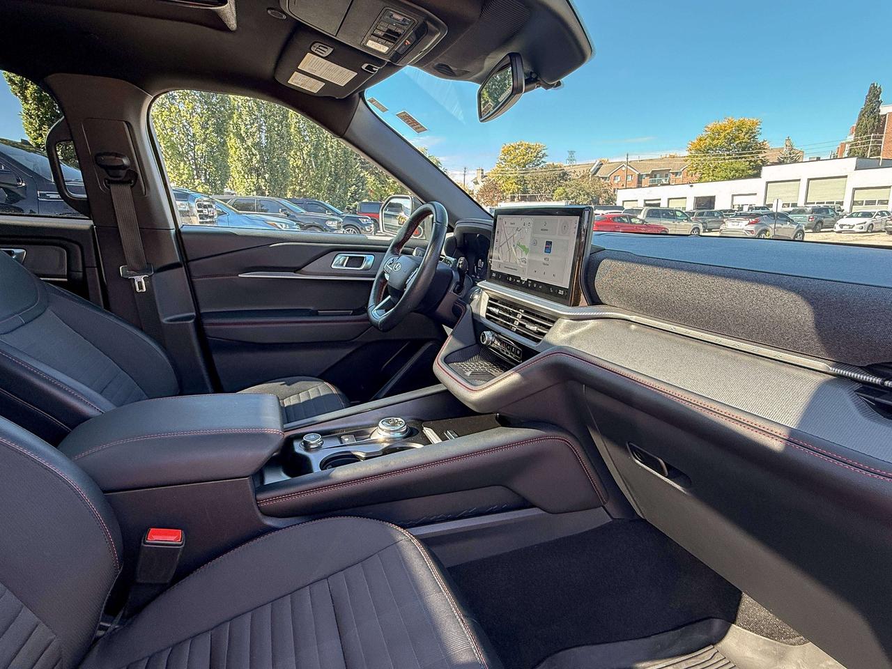 2025 Ford Explorer ST-Line | NAVIGATION | BLIND SPOT | REMOTE START Photo