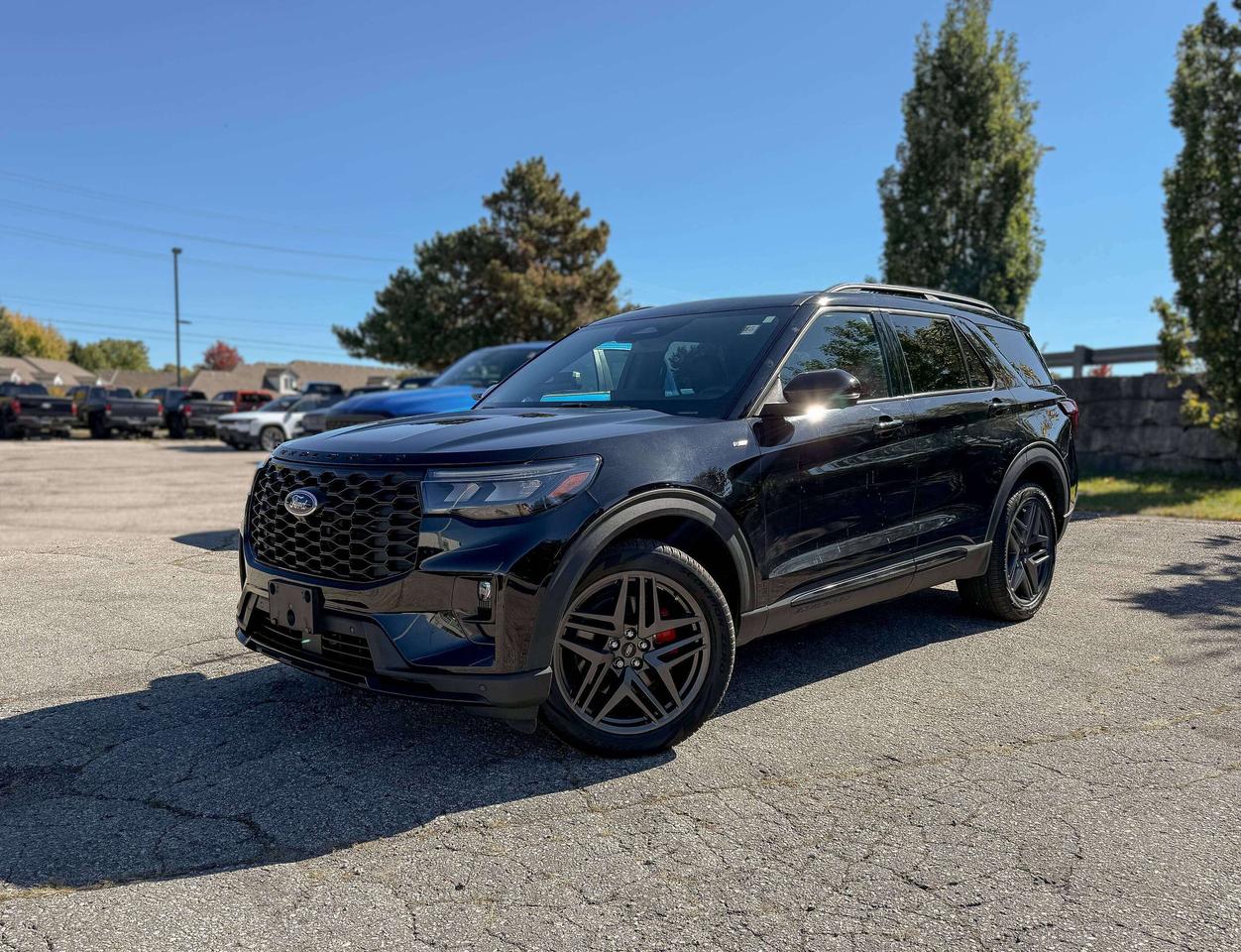 2025 Ford Explorer ST-Line | NAVIGATION | BLIND SPOT | REMOTE START Photo