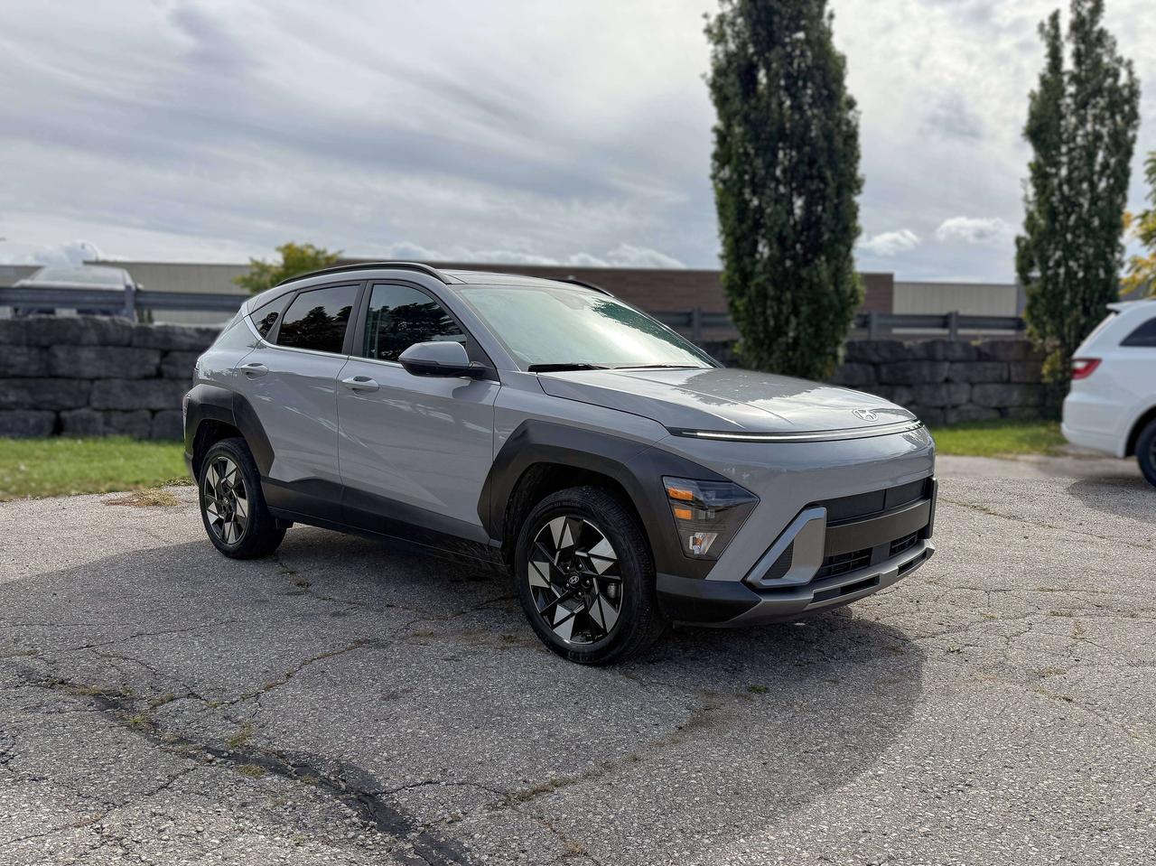 2025 Hyundai KONA Preferred | SUNROOF | BLUETOOTH | REMOTE START | Photo