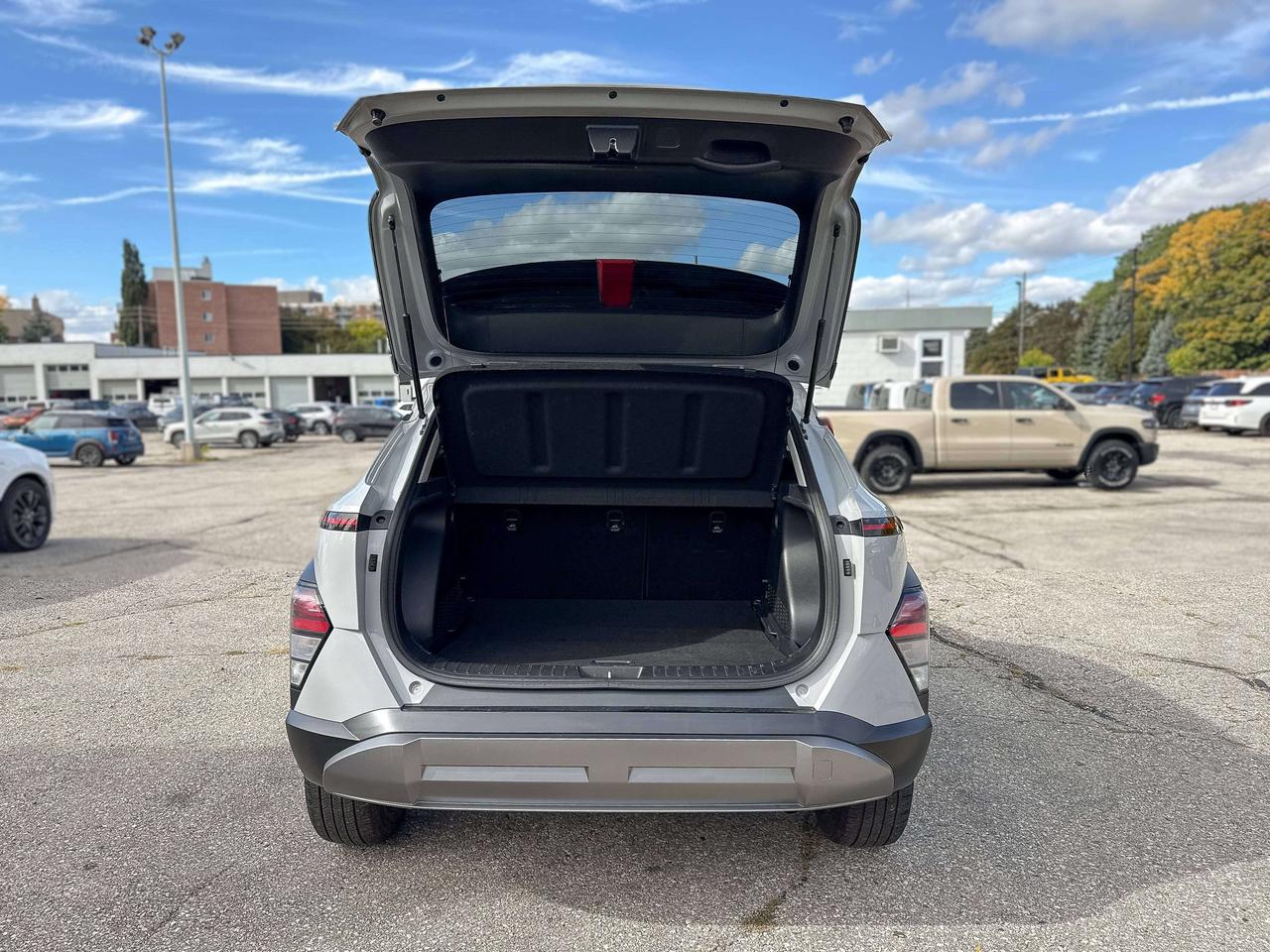 2025 Hyundai KONA Preferred | SUNROOF | BLUETOOTH | REMOTE START | Photo