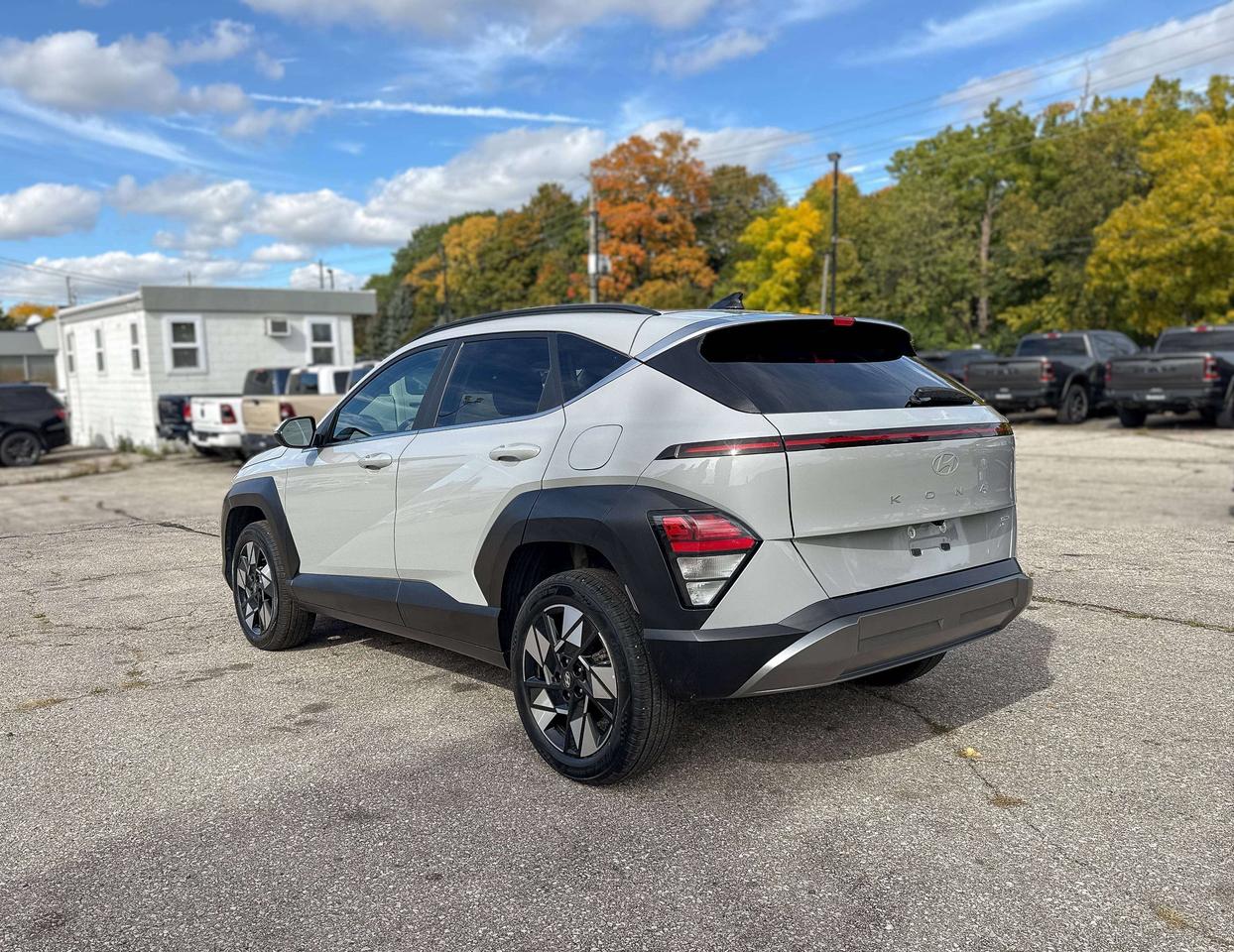 2025 Hyundai KONA Preferred | SUNROOF | BLUETOOTH | REMOTE START | Photo
