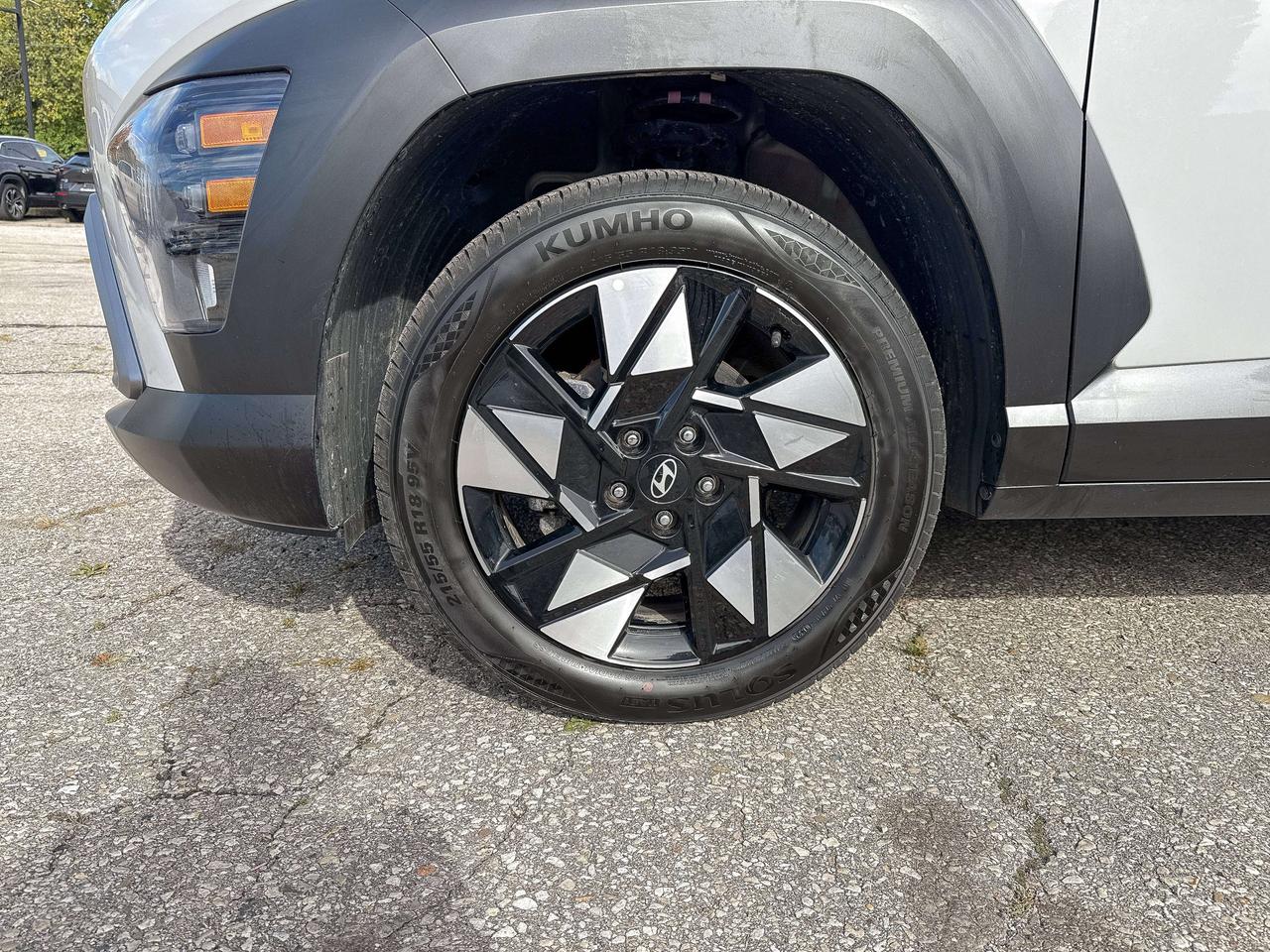 2025 Hyundai KONA Preferred | SUNROOF | BLUETOOTH | REMOTE START | Photo