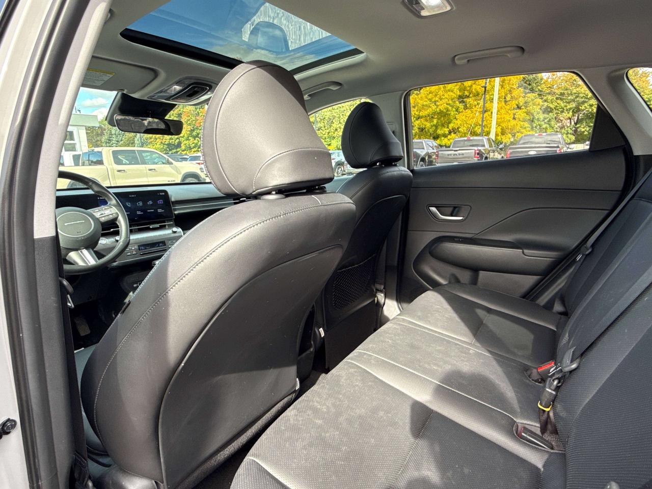 2025 Hyundai KONA Preferred | SUNROOF | BLUETOOTH | REMOTE START | Photo