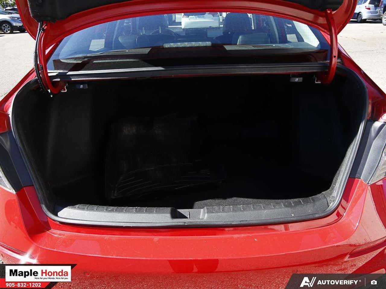 2022 Honda Civic Leather | Carplay | Blind Spot | Sunroof| Photo