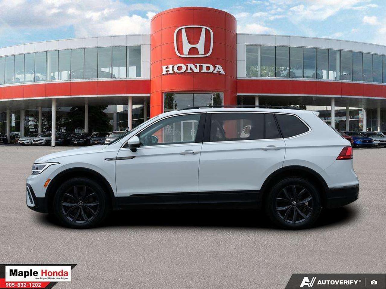 2022 Volkswagen Tiguan 4Motion| Leather | Panoramic roof| Heated Seats Photo