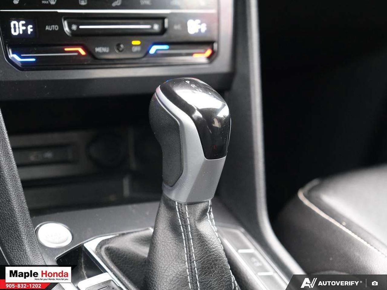 2022 Volkswagen Tiguan 4Motion| Leather | Panoramic roof| Heated Seats Photo