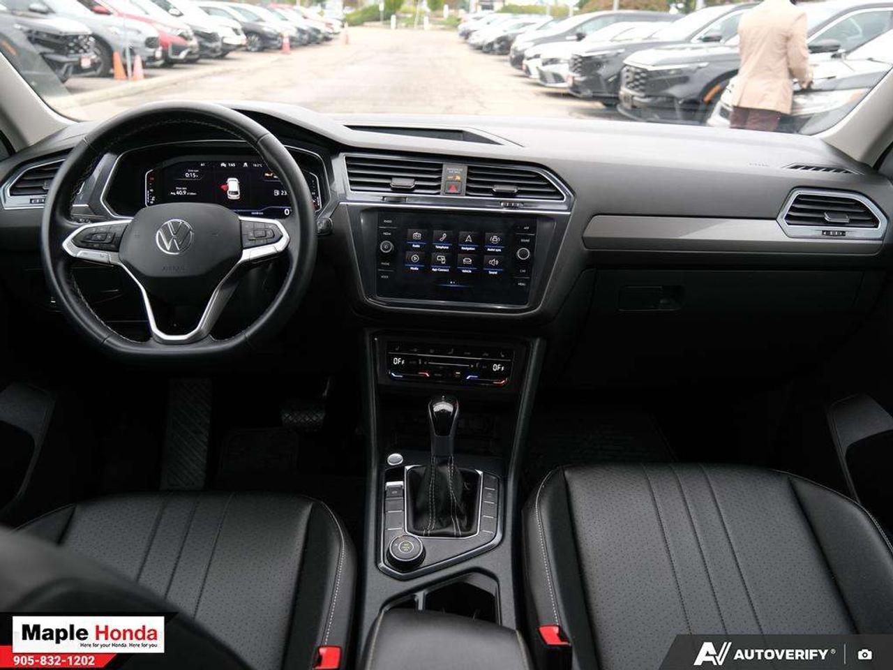 2022 Volkswagen Tiguan 4Motion| Leather | Panoramic roof| Heated Seats Photo
