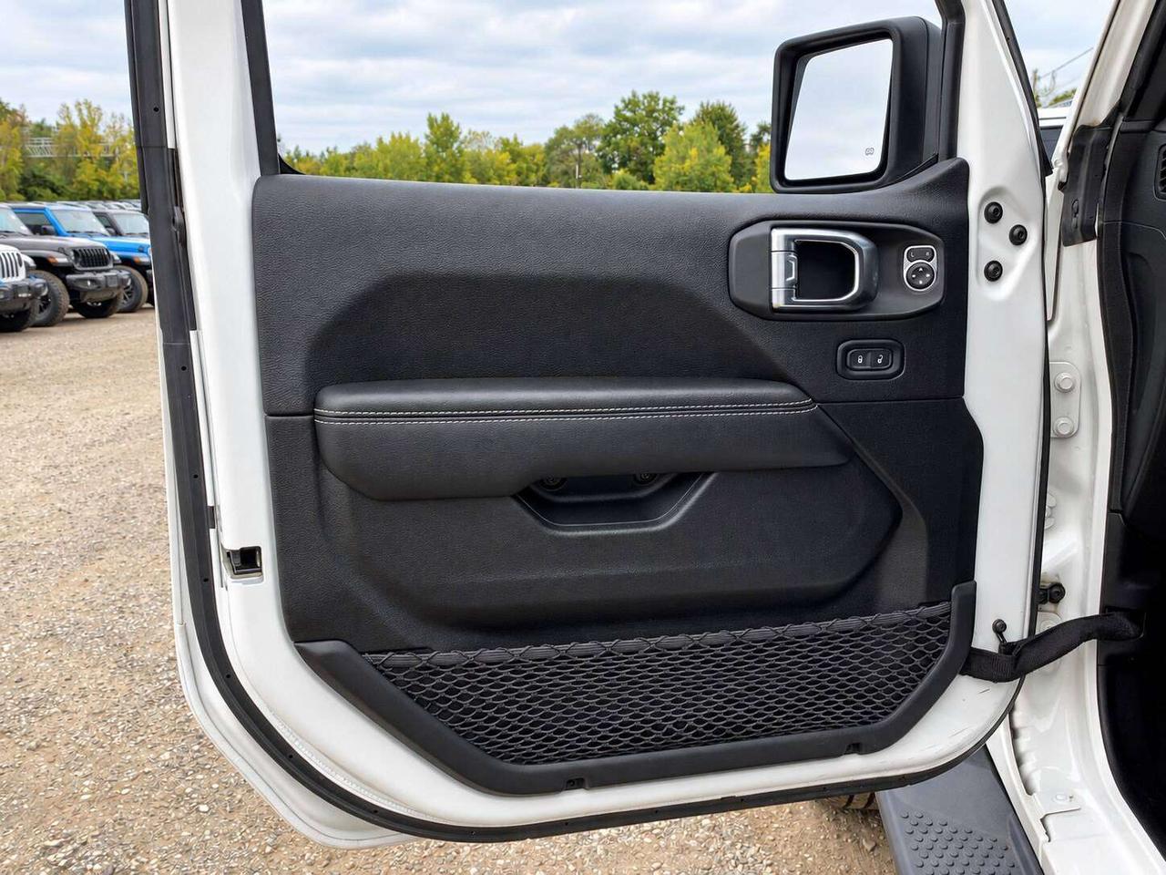 2021 Jeep Wrangler Sahara PHEV | Dual Top | Tow Pkg | Alpine NAV |4X4 Photo
