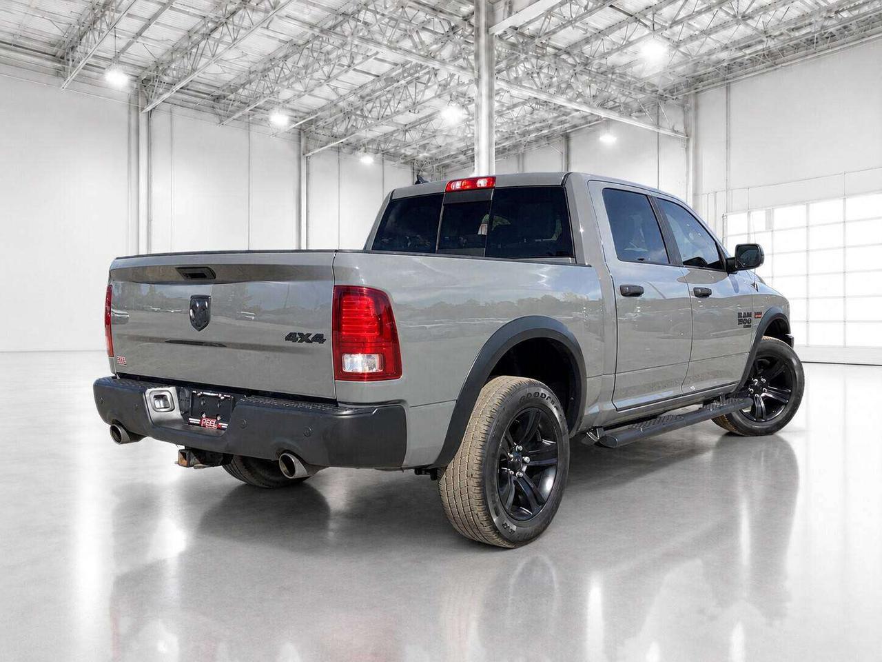 2022 RAM 1500 Warlock Crew V8 | Ceramic Grey | Max Tow | 4X4 Photo