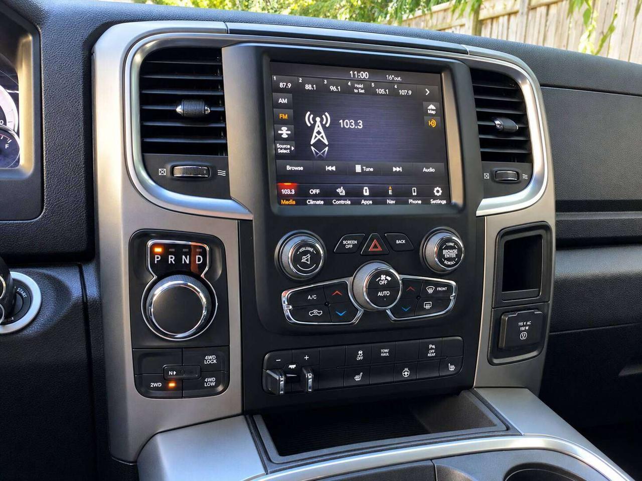 2022 RAM 1500 Warlock Crew V8 | Ceramic Grey | Max Tow | 4X4 Photo