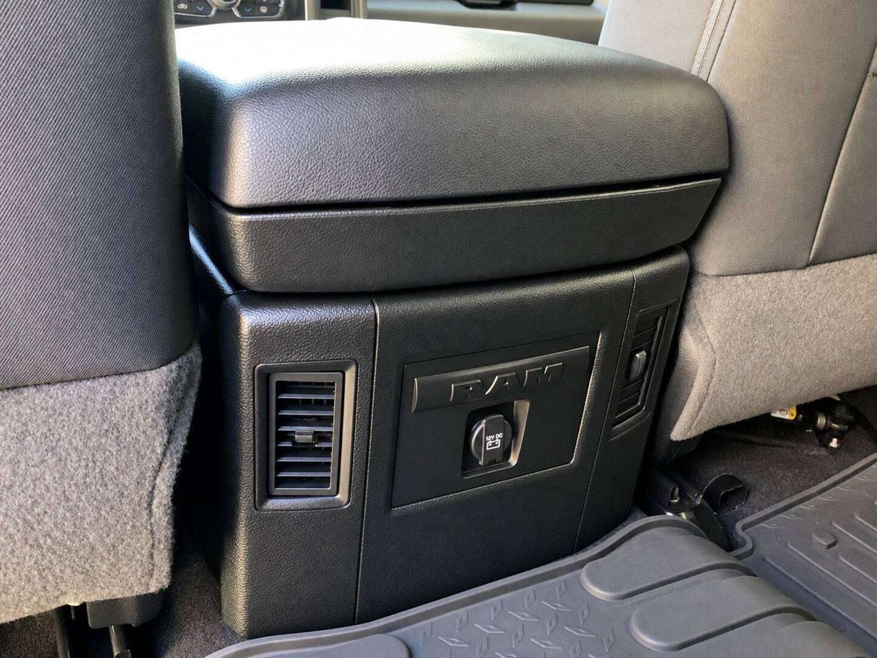 2022 RAM 1500 Warlock Crew V8 | Ceramic Grey | Max Tow | 4X4 Photo