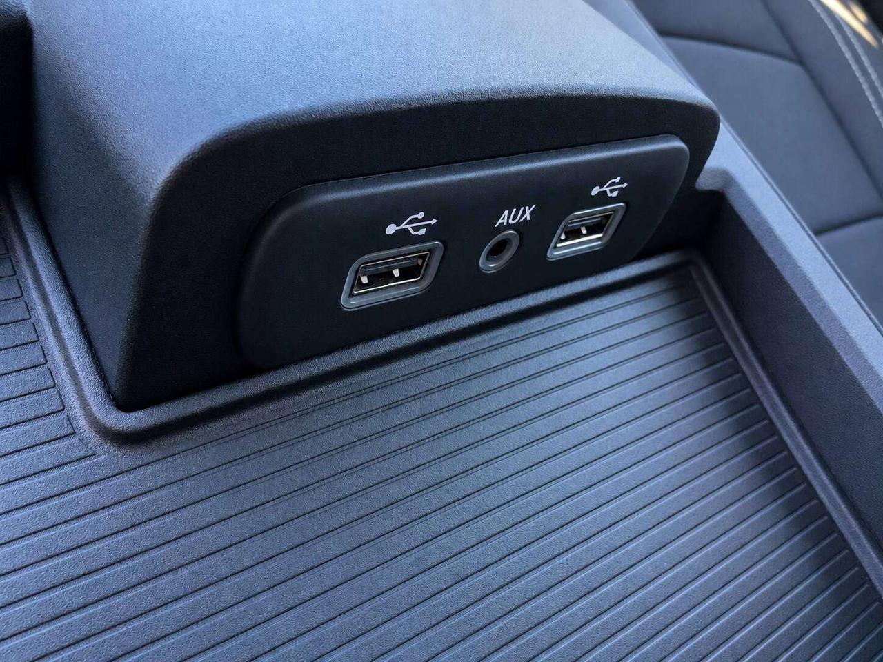 2022 RAM 1500 Warlock Crew V8 | Ceramic Grey | Max Tow | 4X4 Photo
