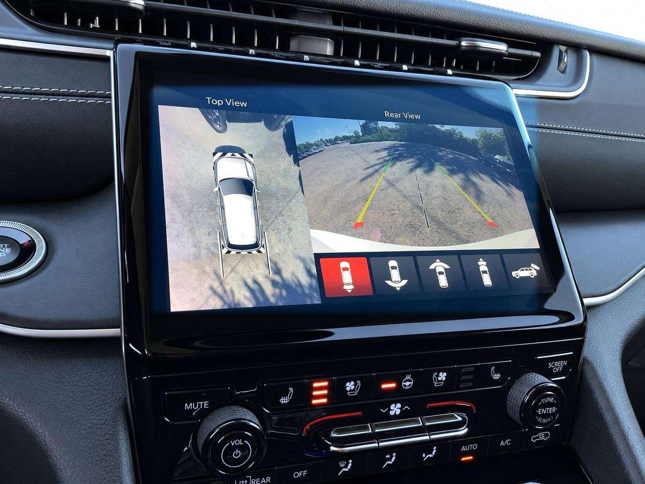 2023 Jeep Grand Cherokee Limited | Lux Tech II | Panoroof | Alpine | 4X4 Photo