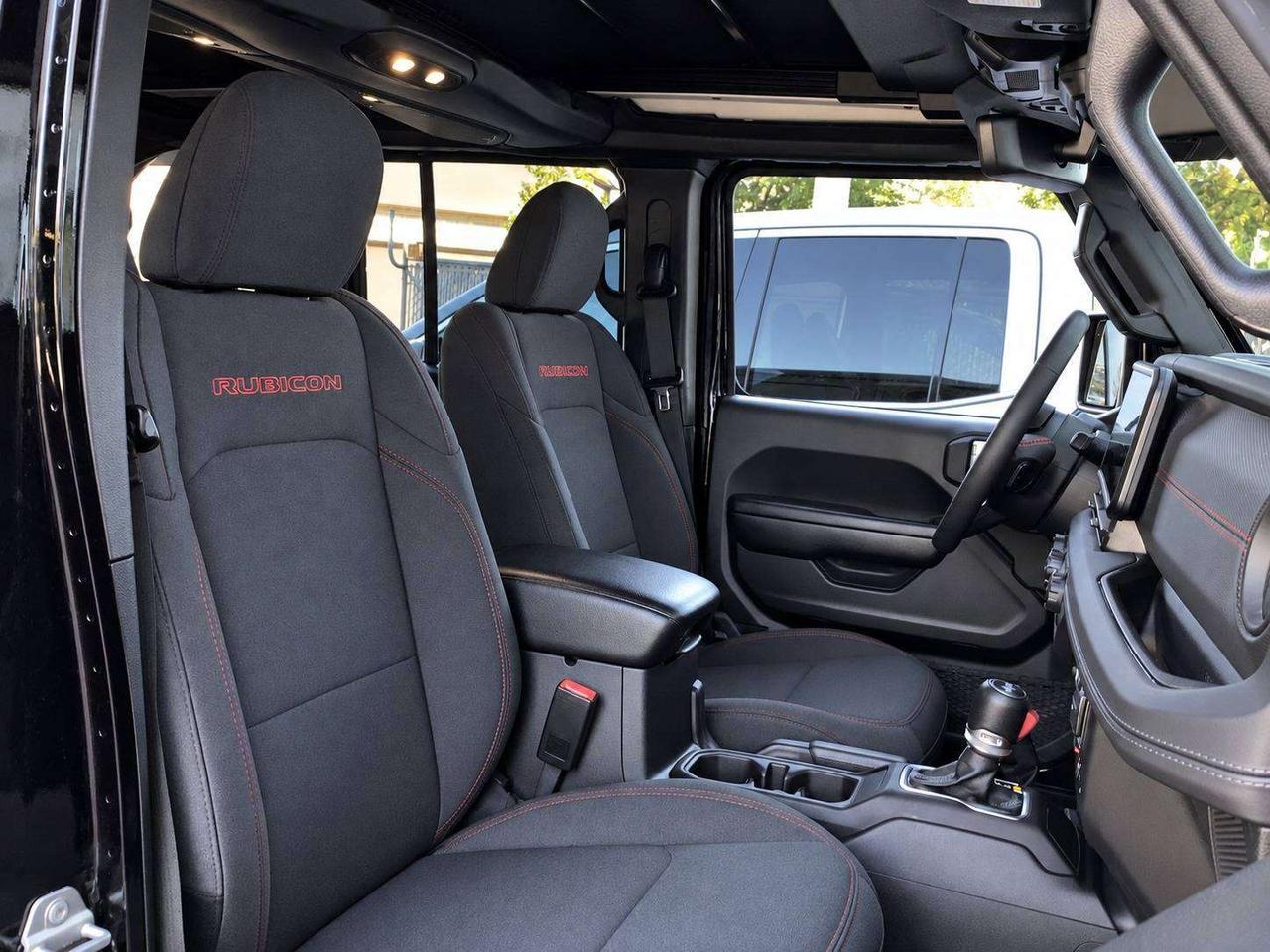 2024 Jeep Wrangler Rubicon V6 | SkyTop | Heated Seats | Alpine | 4X4 Photo