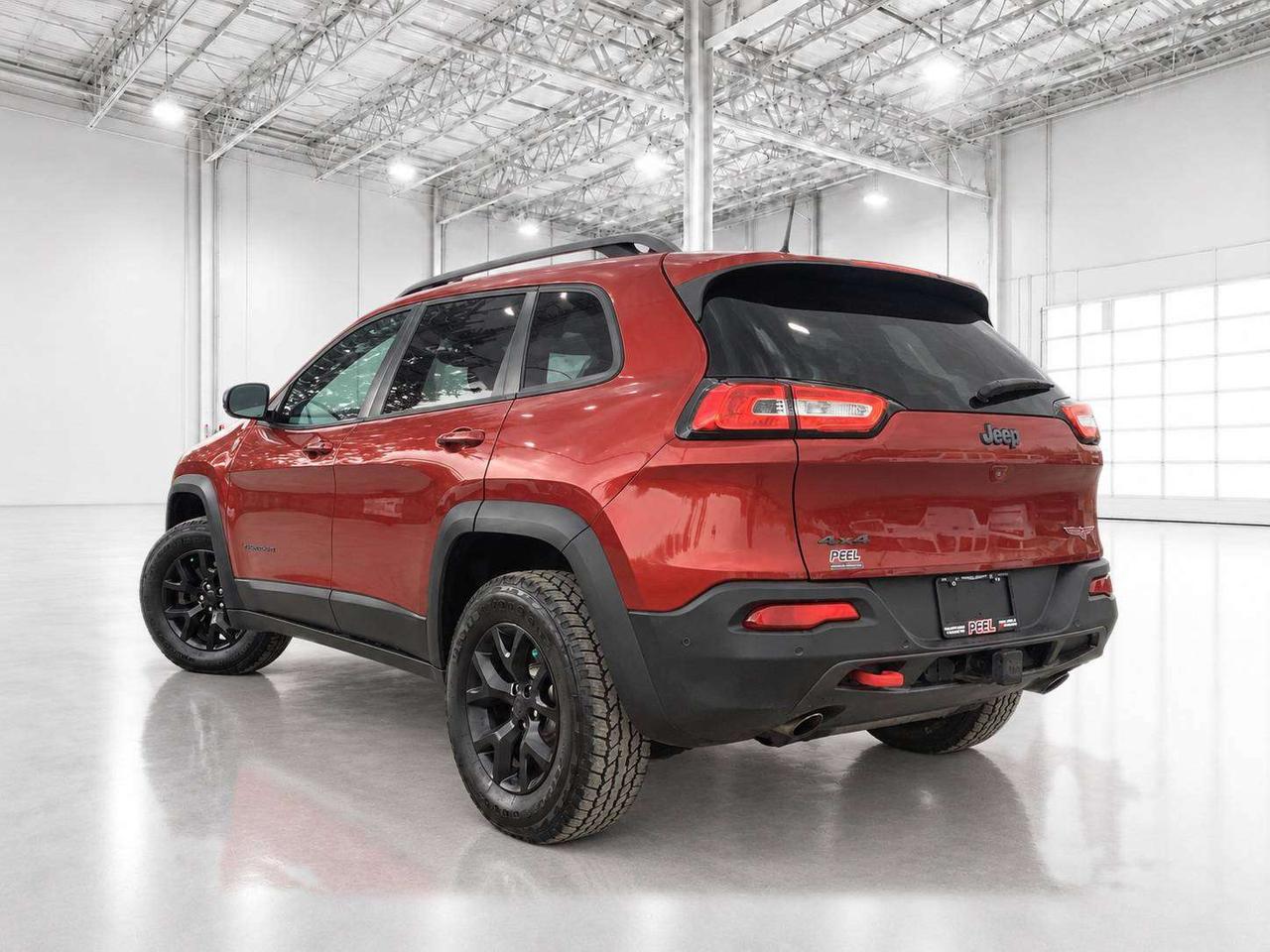 2017 Jeep Cherokee L Plus | Vented Leather | Panoroof | AS IS | 4X4 Photo