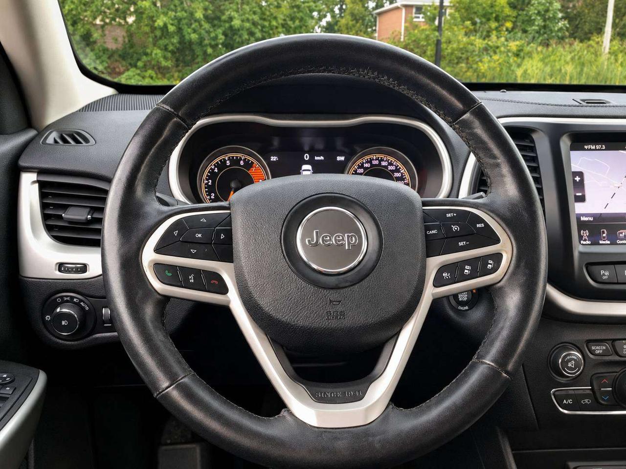 2017 Jeep Cherokee L Plus | Vented Leather | Panoroof | AS IS | 4X4 Photo