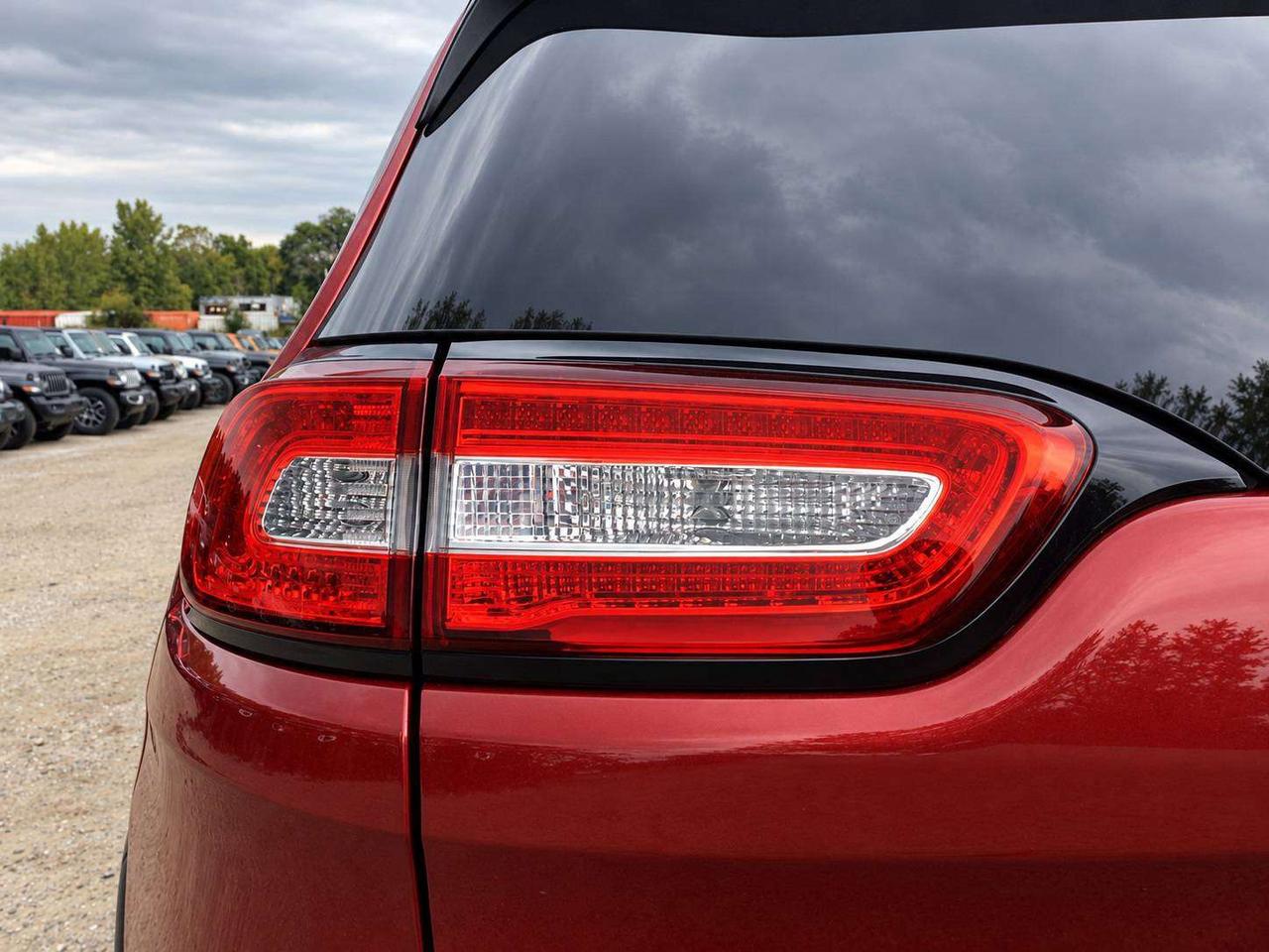 2017 Jeep Cherokee L Plus | Vented Leather | Panoroof | AS IS | 4X4 Photo