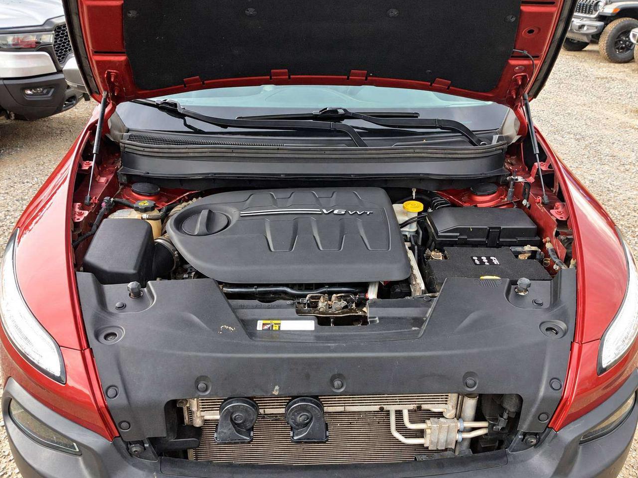 2017 Jeep Cherokee L Plus | Vented Leather | Panoroof | AS IS | 4X4 Photo