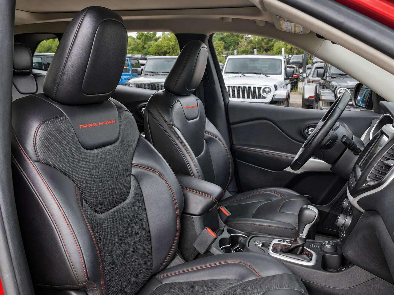 2017 Jeep Cherokee L Plus | Vented Leather | Panoroof | AS IS | 4X4 Photo