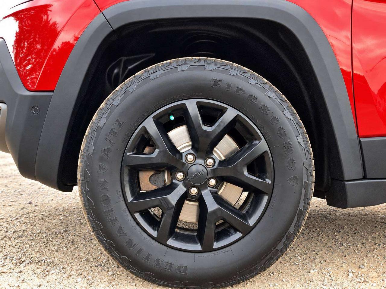 2017 Jeep Cherokee L Plus | Vented Leather | Panoroof | AS IS | 4X4 Photo