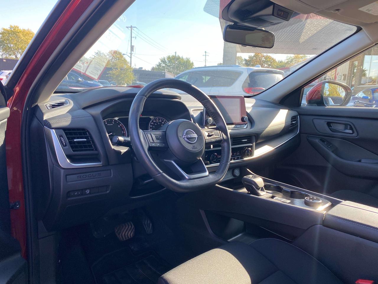 2024 Nissan Rogue S, AWD, REMOTE START, BALANCE OF FACTORY WARRANTY! - Photo #9