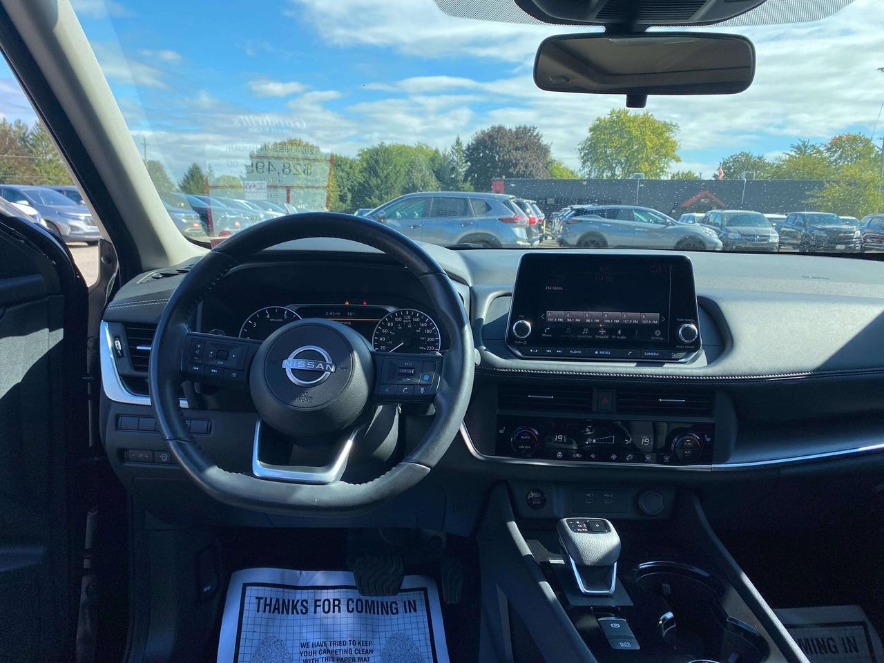 2024 Nissan Rogue SV MOONROOF, CLEAN CARFAX, AWD, REMOTE START! Photo