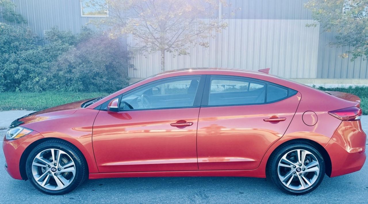 2017 Hyundai Elantra SE FWD Photo