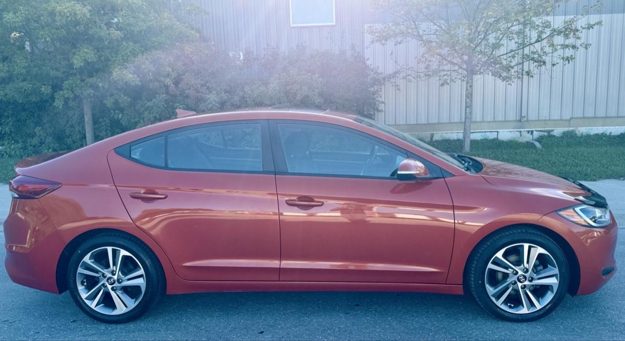 2017 Hyundai Elantra SE FWD Photo