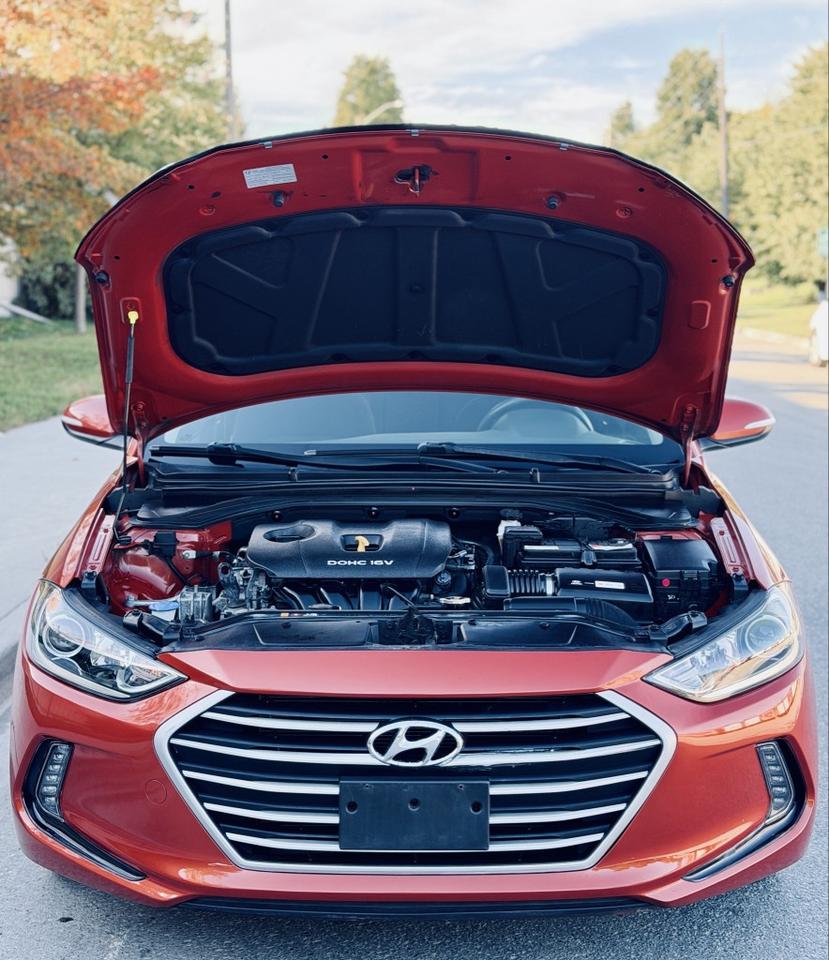 2017 Hyundai Elantra SE FWD Photo