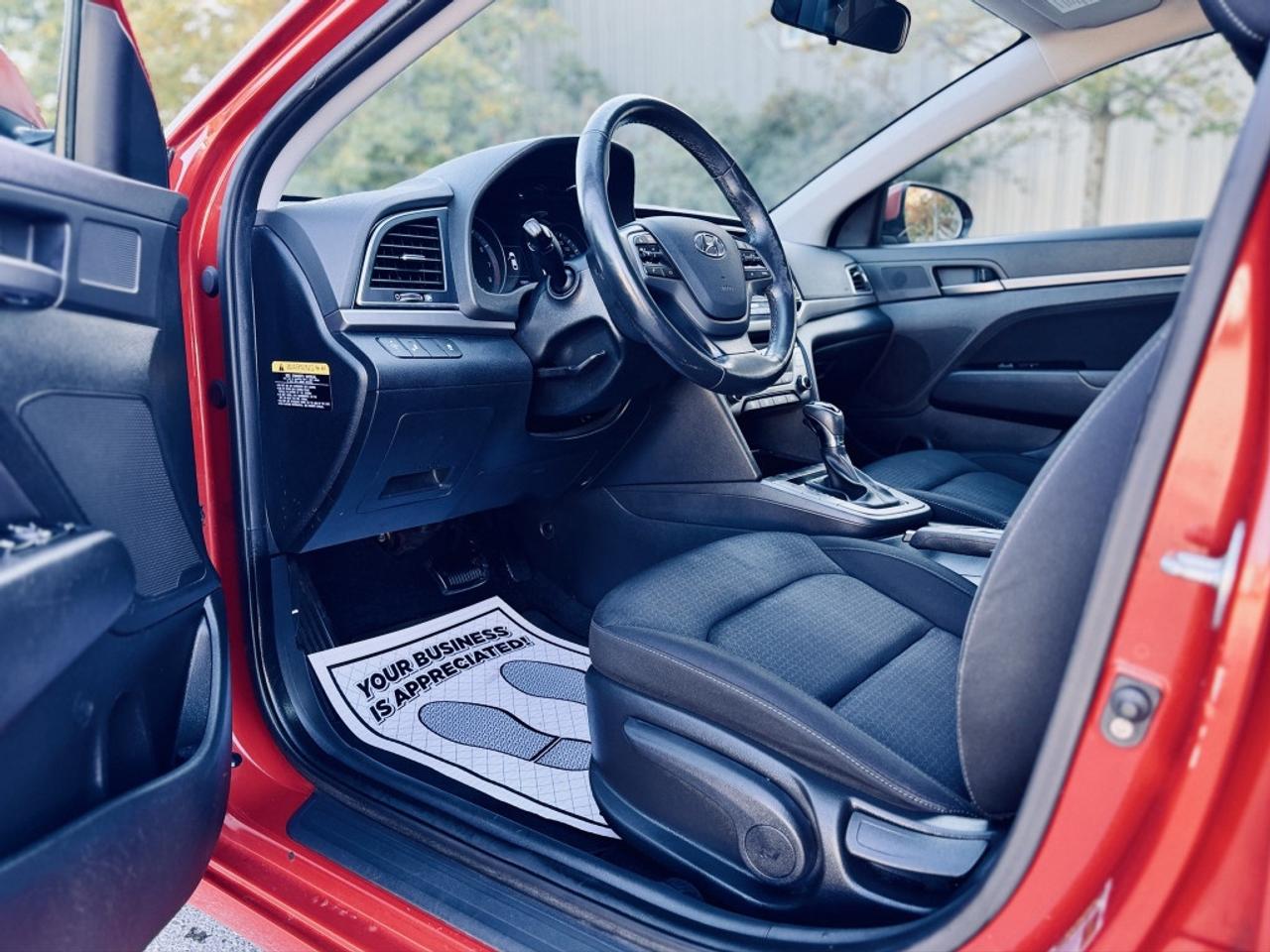 2017 Hyundai Elantra SE FWD Photo