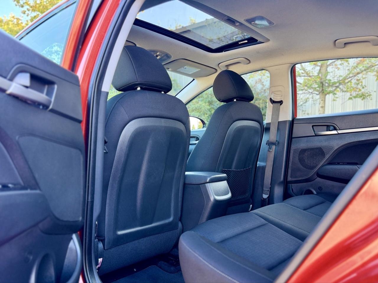 2017 Hyundai Elantra SE FWD Photo