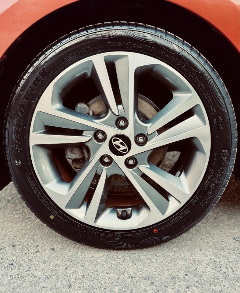 2017 Hyundai Elantra SE FWD Photo