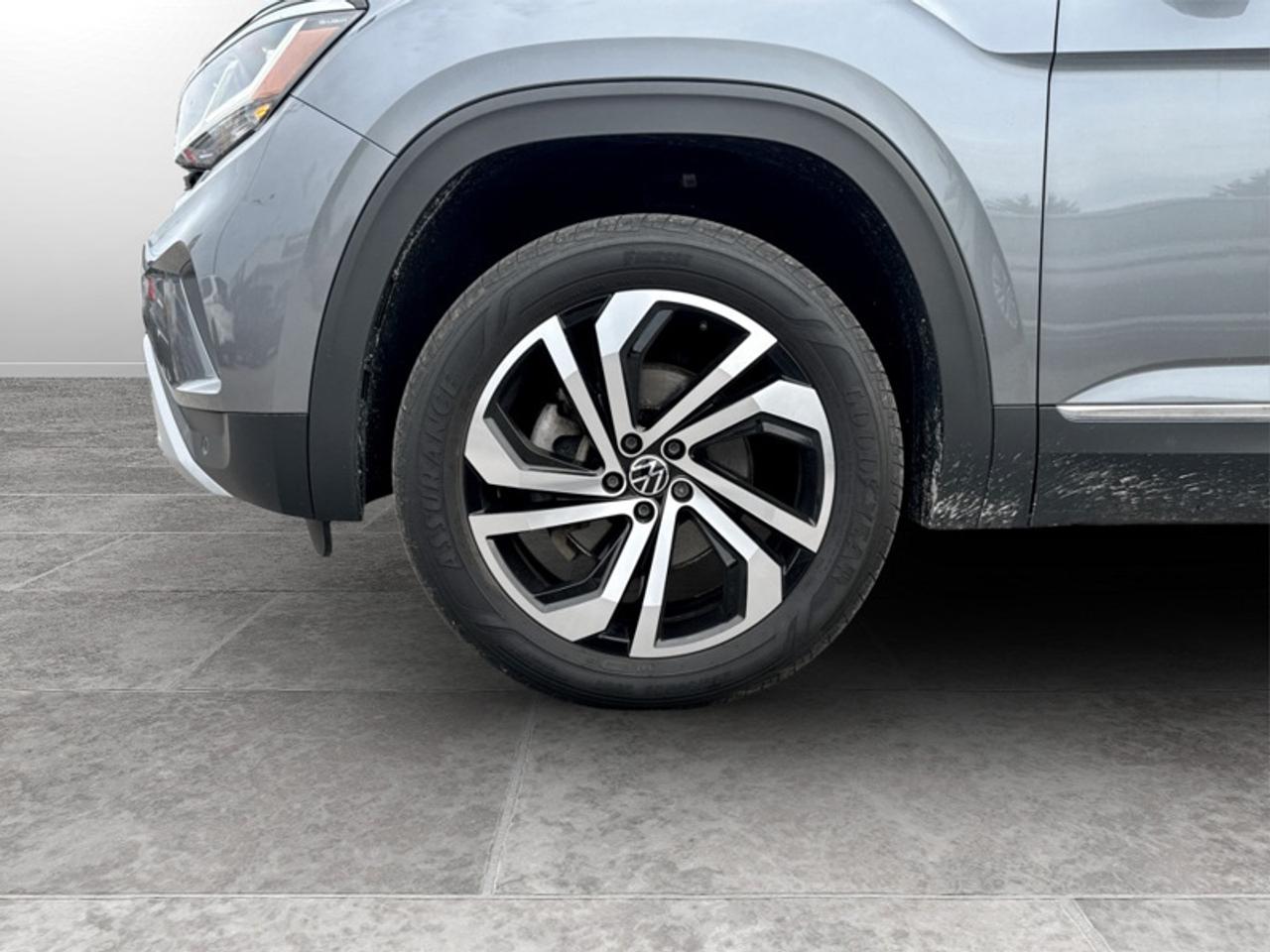 2022 Volkswagen Atlas Highline  **CLEAN CARFAX** Photo