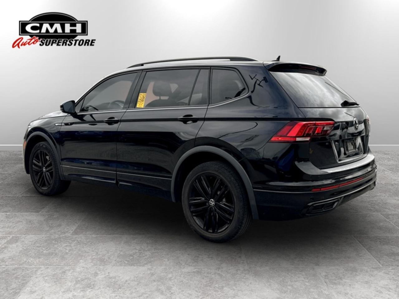 2022 Volkswagen Tiguan Comfortline R-Line Black Edition  *CLEAN CF* Photo