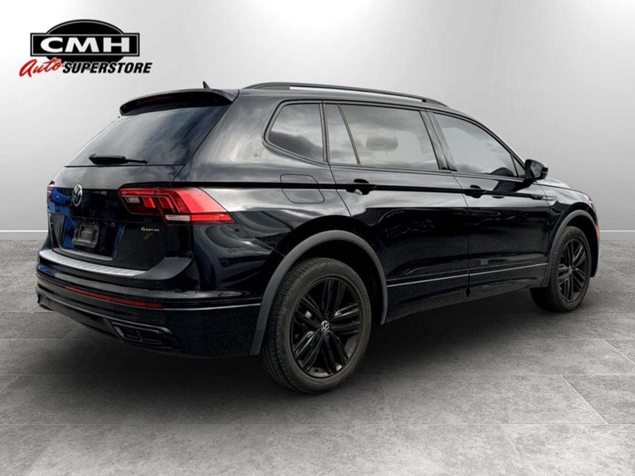 2022 Volkswagen Tiguan Comfortline R-Line Black Edition  *CLEAN CF* Photo