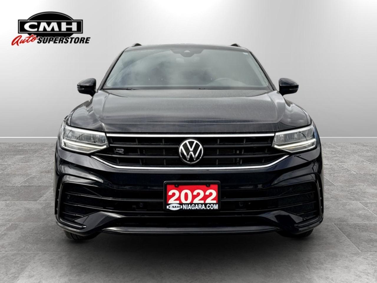 2022 Volkswagen Tiguan Comfortline R-Line Black Edition  *CLEAN CF* Photo