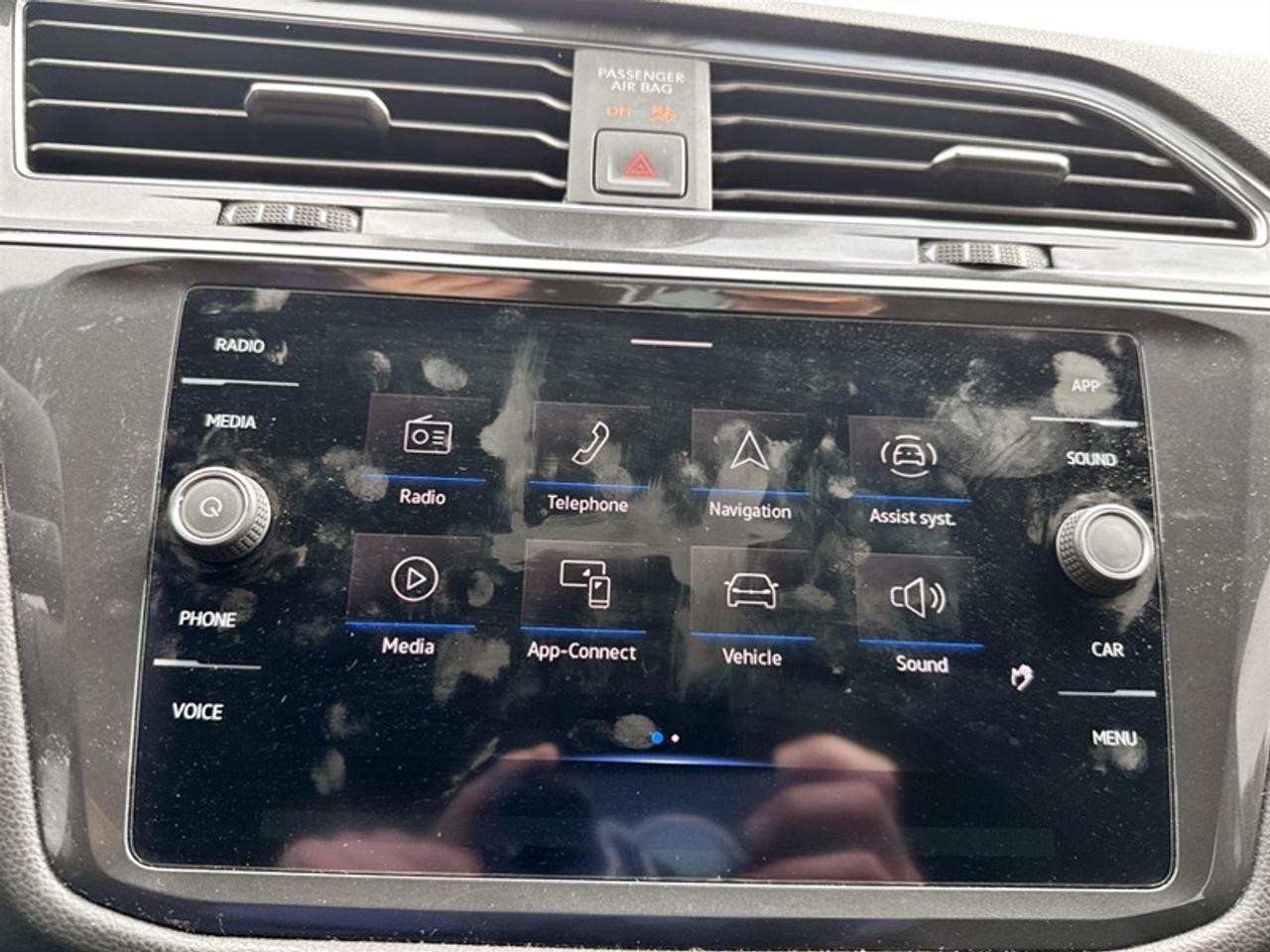 2022 Volkswagen Tiguan Comfortline R-Line Black Edition  *CLEAN CF* Photo