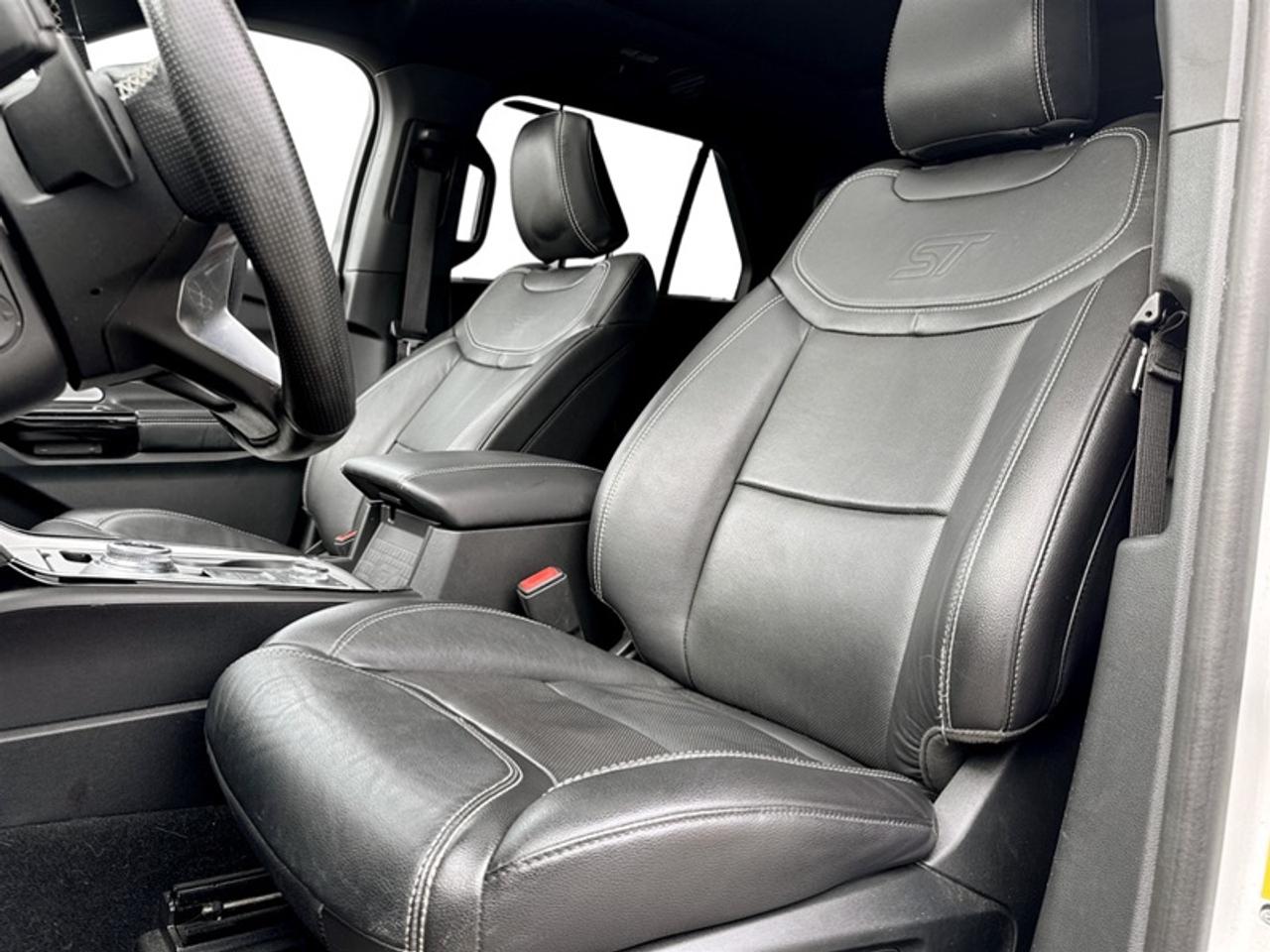 2021 Ford Explorer ST w/Premium Tech Pkg Photo