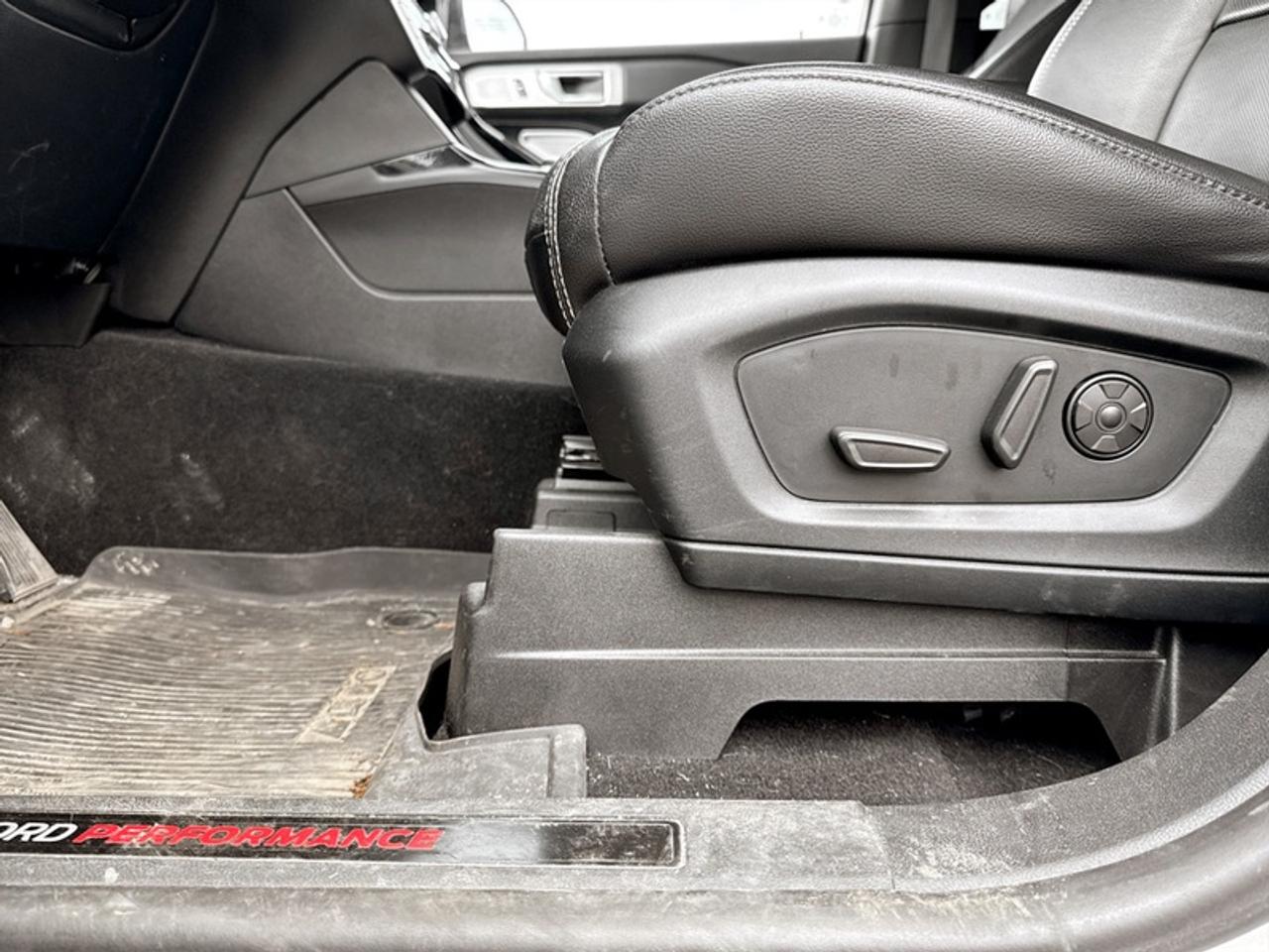 2021 Ford Explorer ST w/Premium Tech Pkg Photo