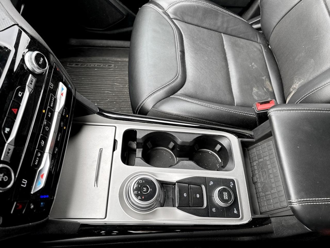 2021 Ford Explorer ST w/Premium Tech Pkg Photo