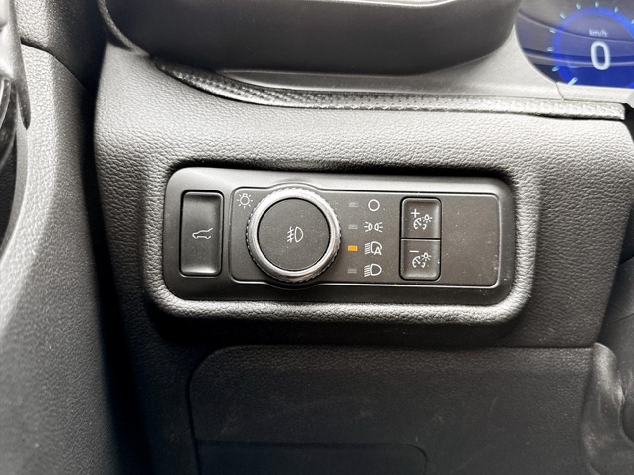 2021 Ford Explorer ST w/Premium Tech Pkg Photo