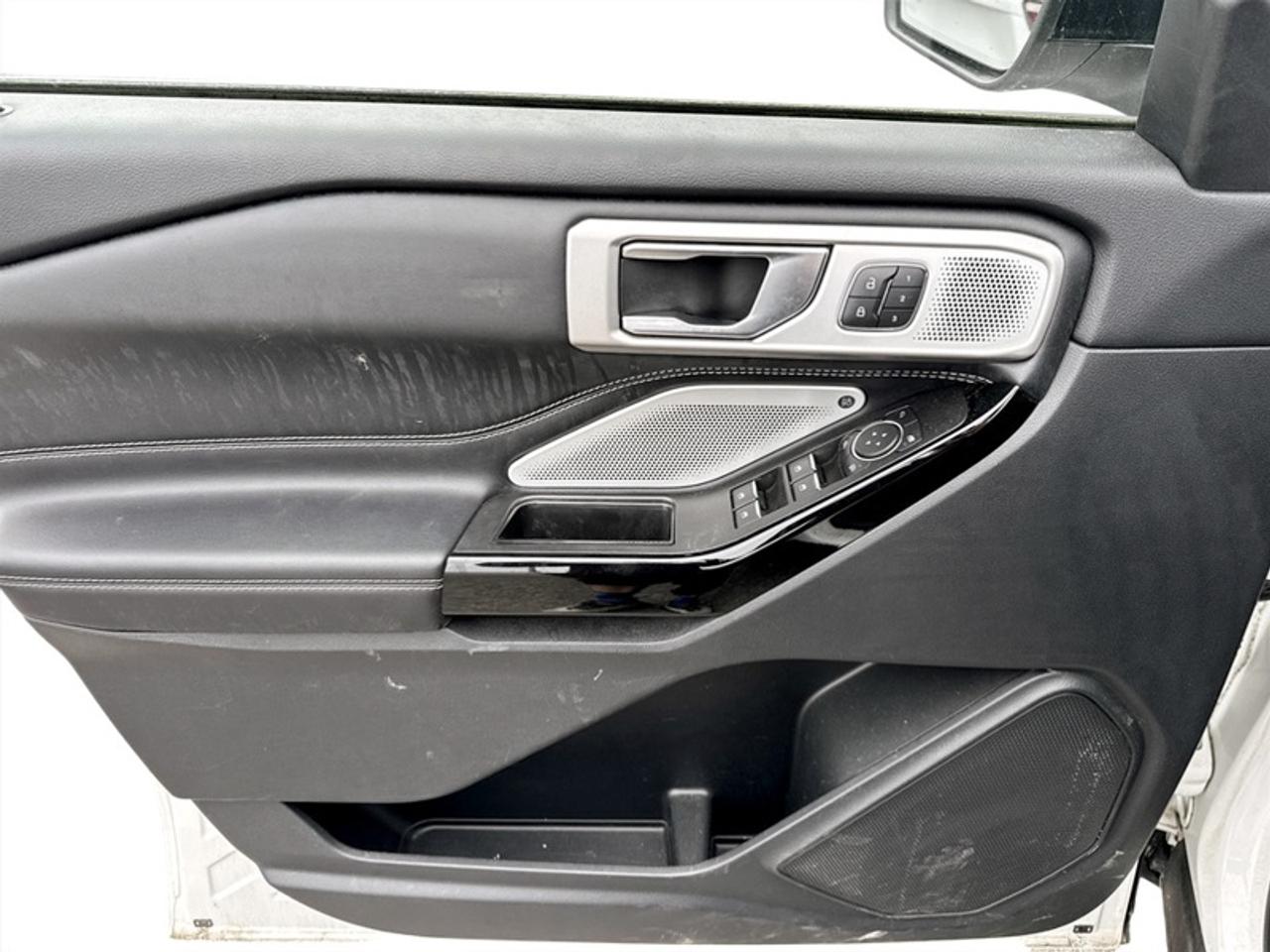 2021 Ford Explorer ST w/Premium Tech Pkg Photo