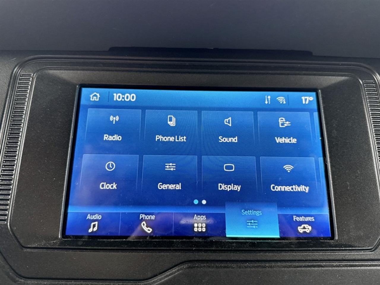 2022 Ford Bronco Black Diamond  **CLEAN CARFAX - LOW KMS** Photo