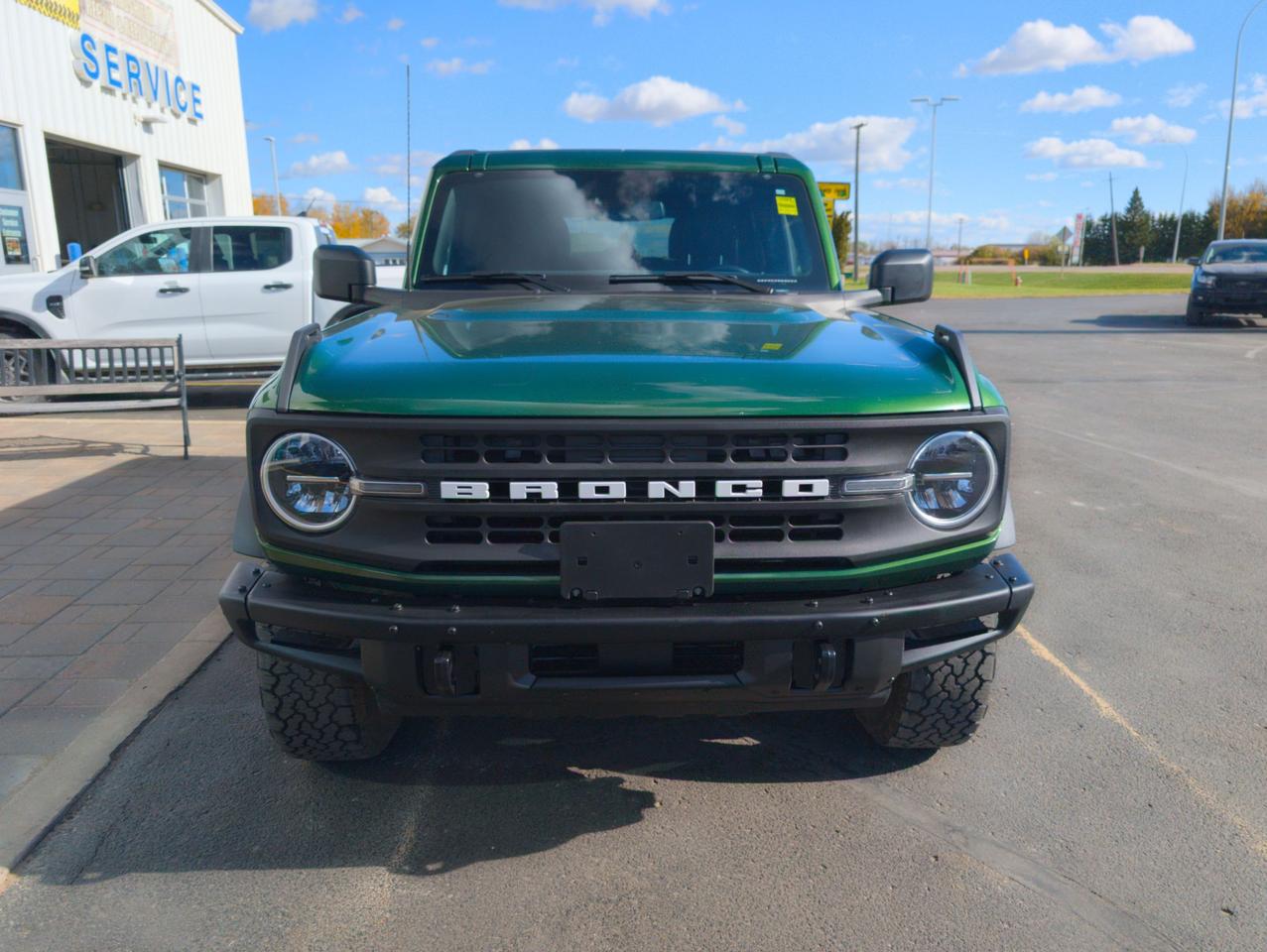 2024 Ford Bronco Black Diamond Photo2