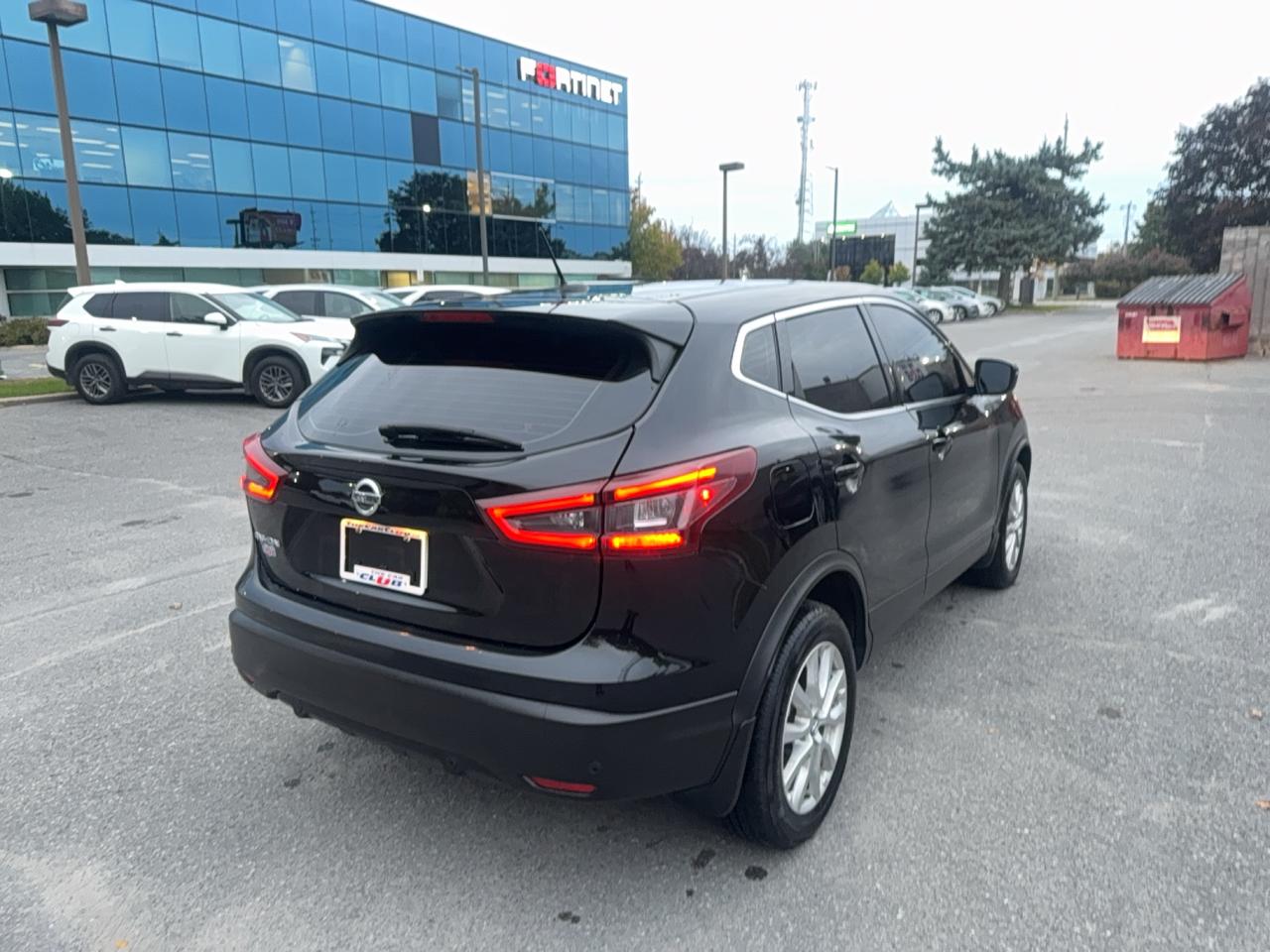 2021 Nissan Qashqai S