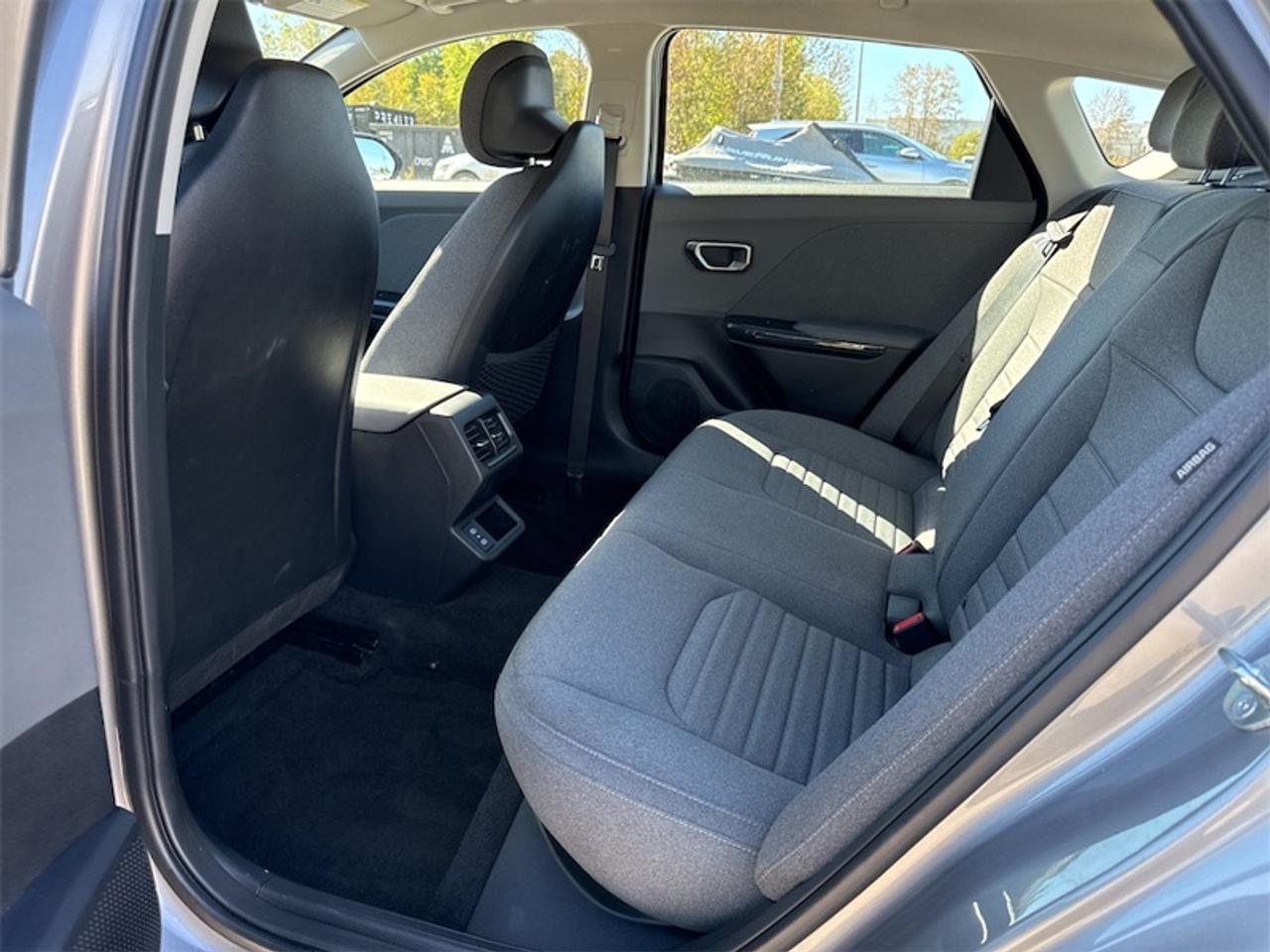 2025 Kia K4 EX  - Non-smoker - One owner - Local - $193 B/W Photo
