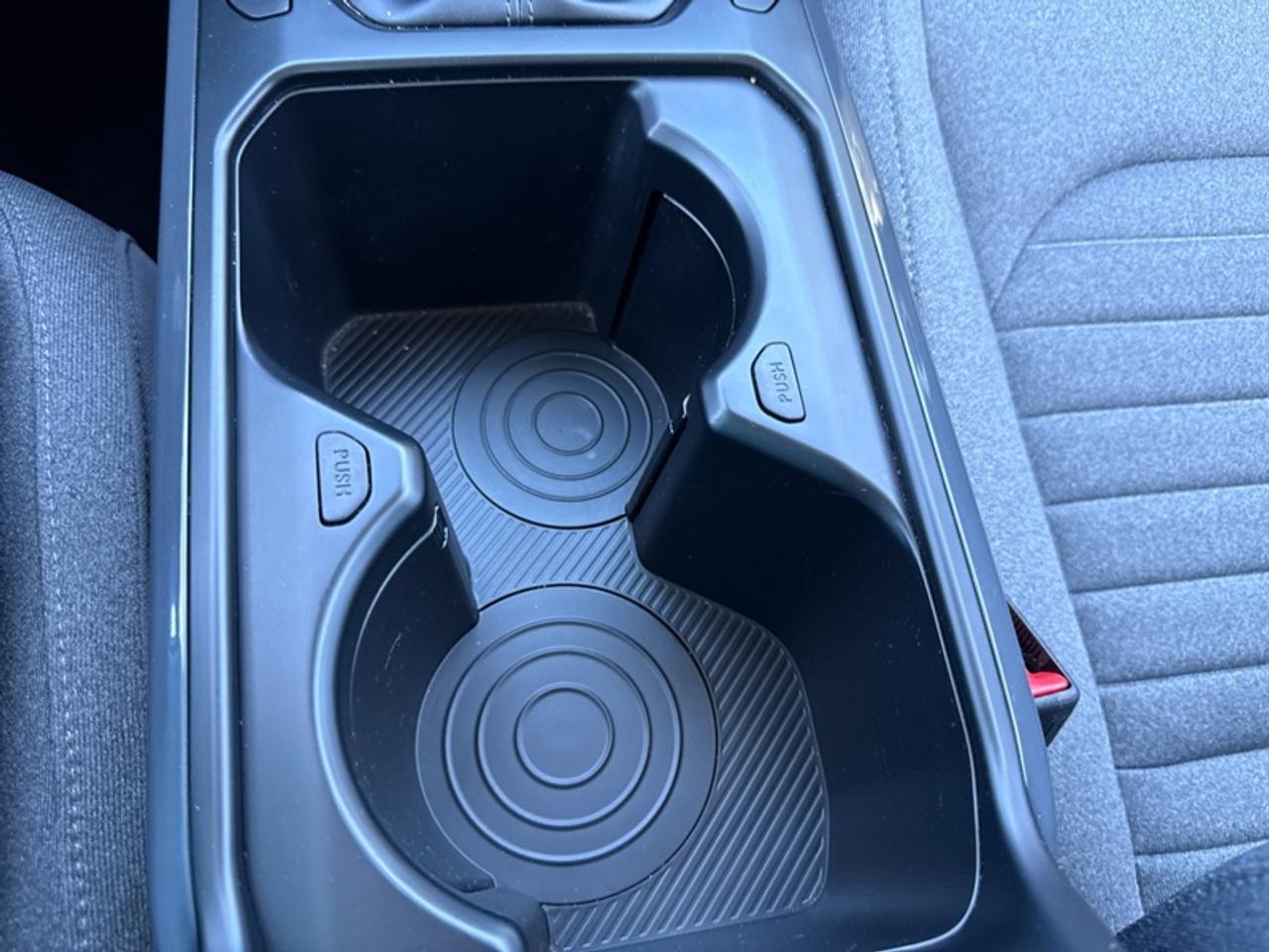 2025 Kia K4 EX  - Non-smoker - One owner - Local - $193 B/W Photo
