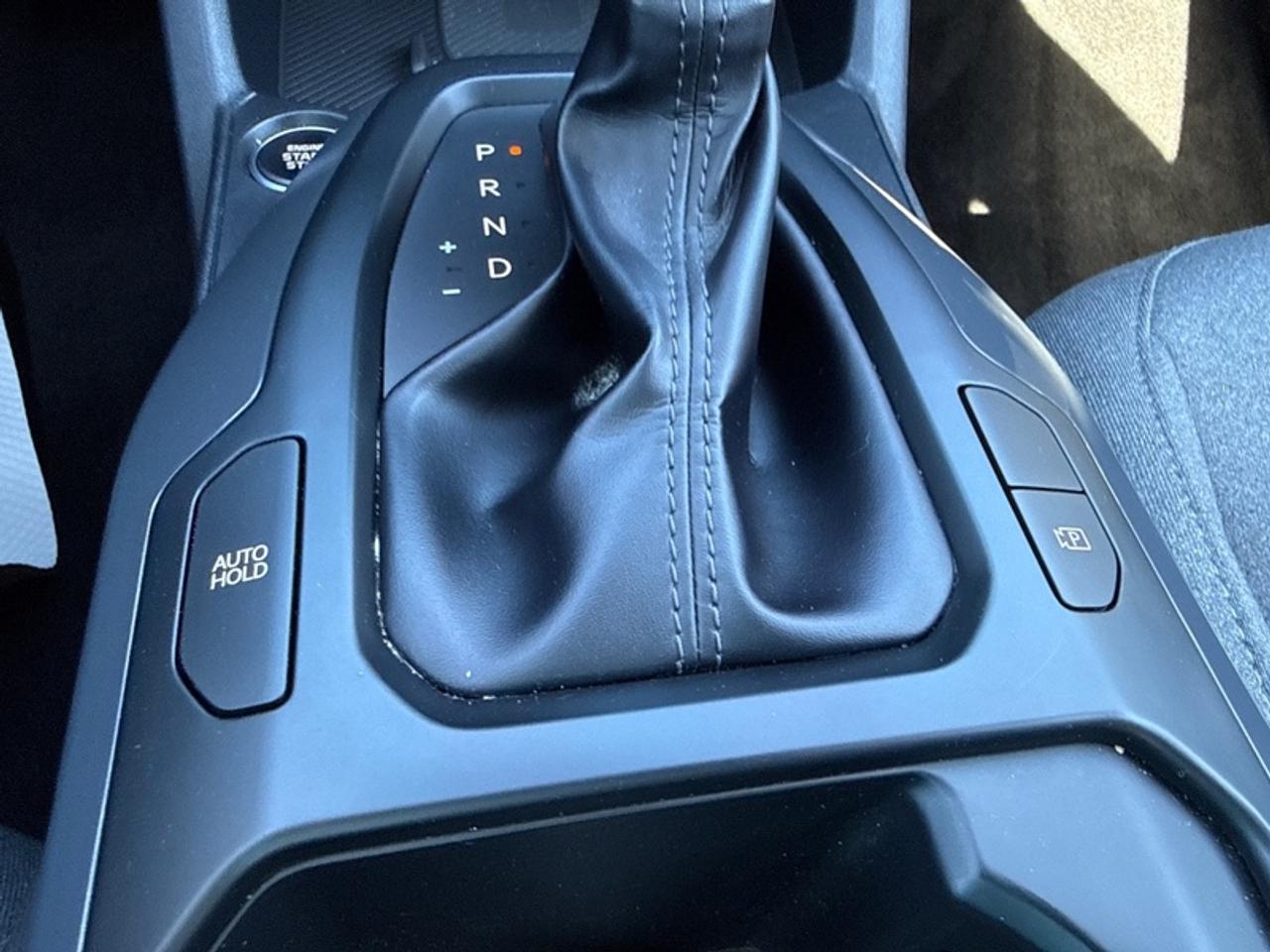 2025 Kia K4 EX  - Non-smoker - One owner - Local - $193 B/W Photo