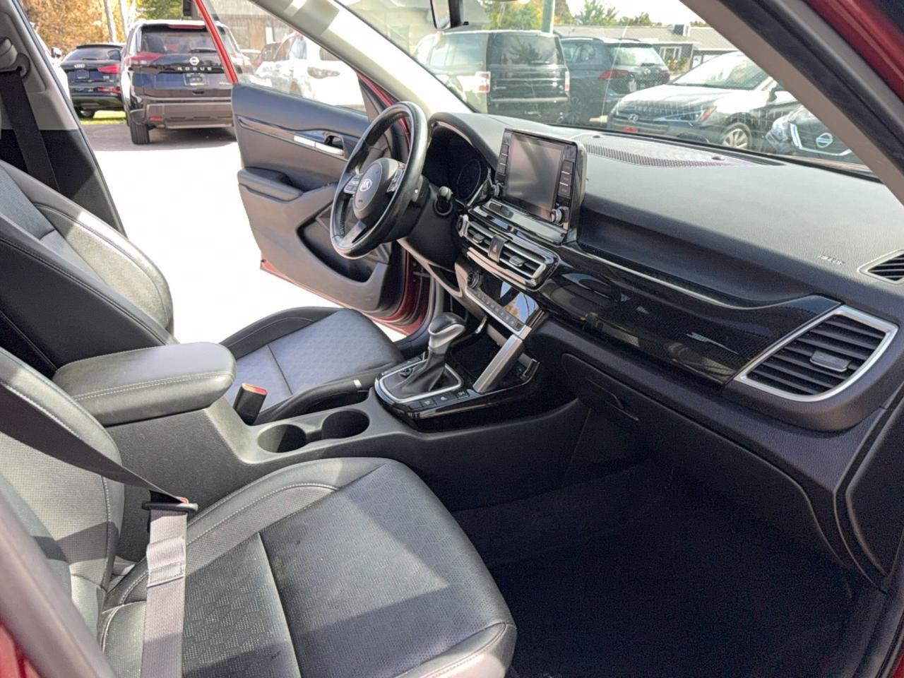 2021 Kia Seltos EX-HEATED LEATHER SEATS-SUNROOF-DRIVE ASSIST-APPLE CARPLAY-LOADED Photo